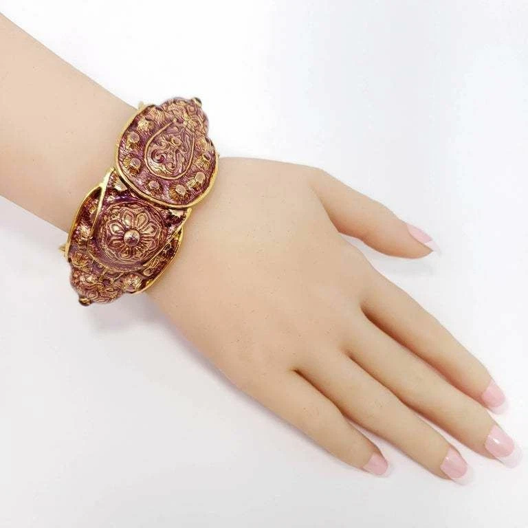 Brazalete Brazalete KJL Kenneth Jay Lane Blush Esmalte Púrpura Oro Adornado Foto 2 de 4