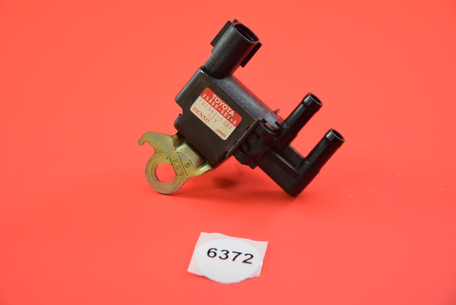 Z4 9597 LEXUS LS400 V8 VAPOR CANISTER PURGE VACUUM VALCE SOLENOID