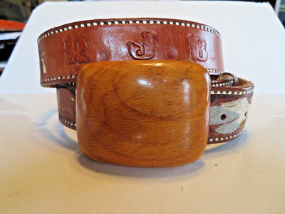 Embossed Painted Eagle Armadillo Western Style Wood Buckle Belt  Leather  LG  43