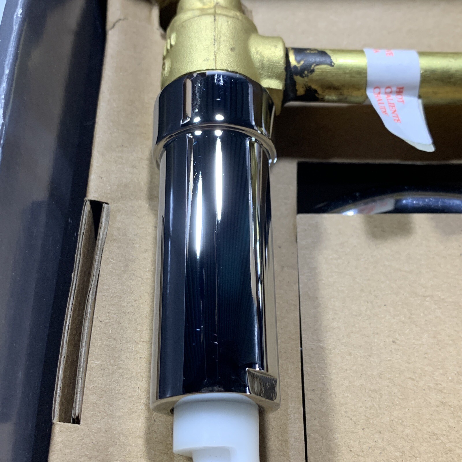 Glacier Bay Aragon HD834X0001 3 Handle 1 Spray Tub and Shower Faucet