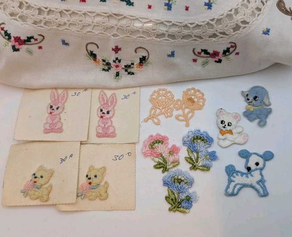Vintage Embroidered Appliqué Patch Lot Animals Flowers 12pc Sewing Craft - Image 3 of 4