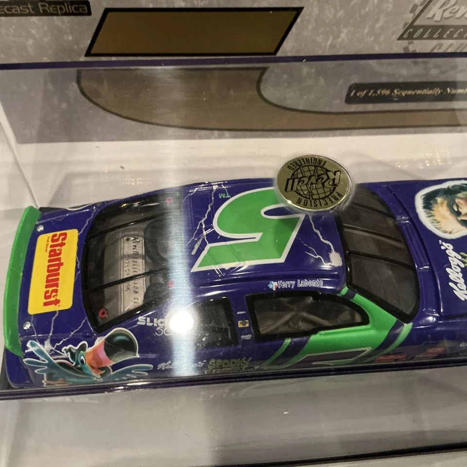1997 Revell NASCAR #5 Terry Labonte Kellogg’s Frankenstein Diecast 1:24. - Imagem 3 de 4