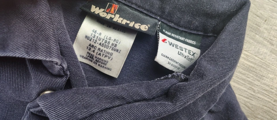 Mono de trabajo Workrite FR reflectante L regular resistente al fuego de alta visibilidad azul marino Foto 3 de 4