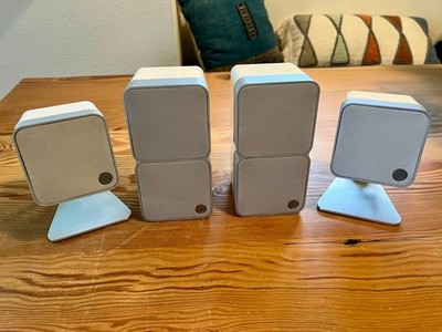 Cambridge Audio Minx Min 22 & 12 Speakers (White) Lot of 4 plus stands and mount