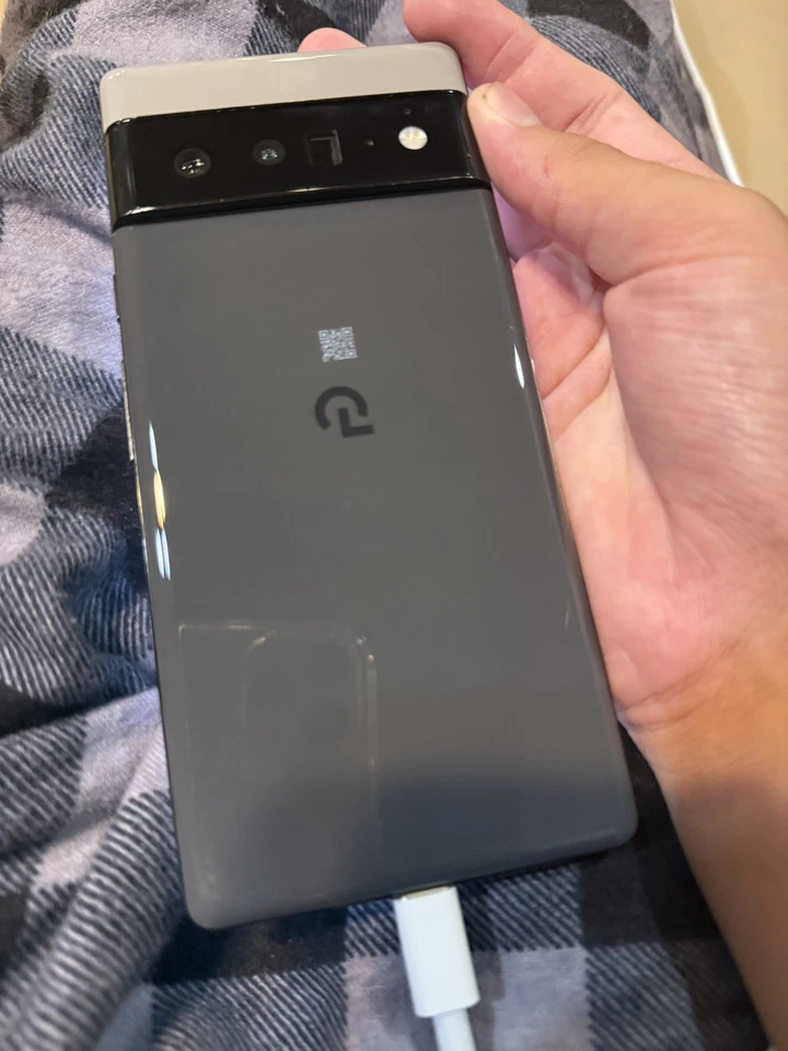 PROTOTIPO DVT COLOR GRIS INÉDITO Google Pixel 6 Pro Desbloqueado Foto 2 de 4