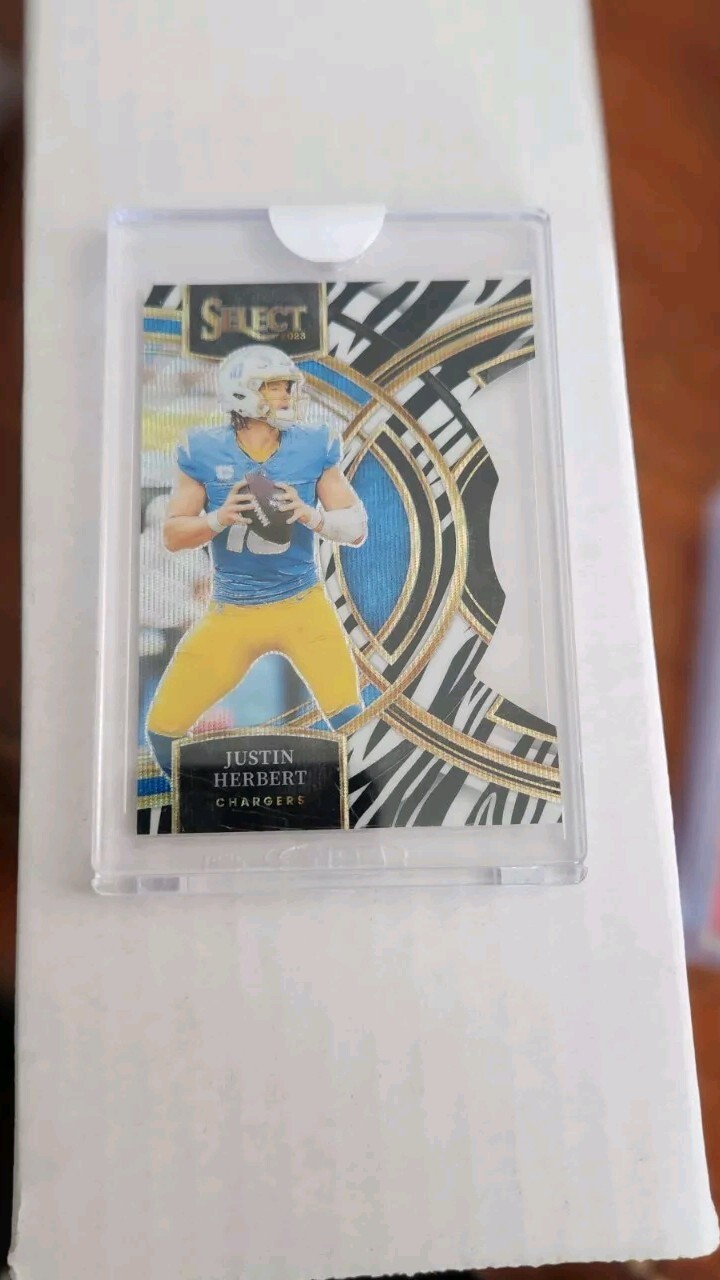 2023 Select Justin Herbert Zebra Die Cut #136