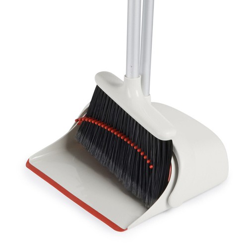 OXO Good Grips Large Sweep Set With Extendable Broom - Picture 10 of 10