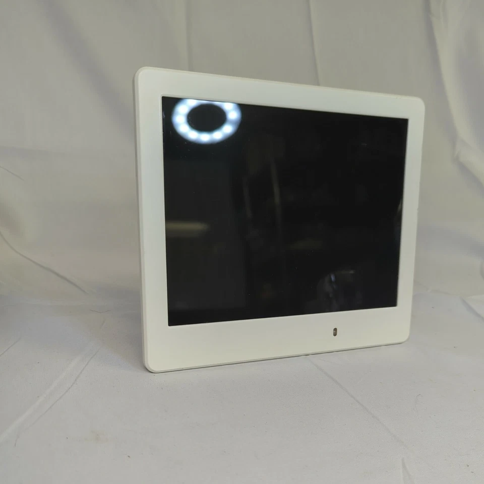 QUADRO DIGITAL VIEWSONIC VFD820-70 - 8" 800 X 600 branco sem cabo de alimentação - Imagem 2 de 4