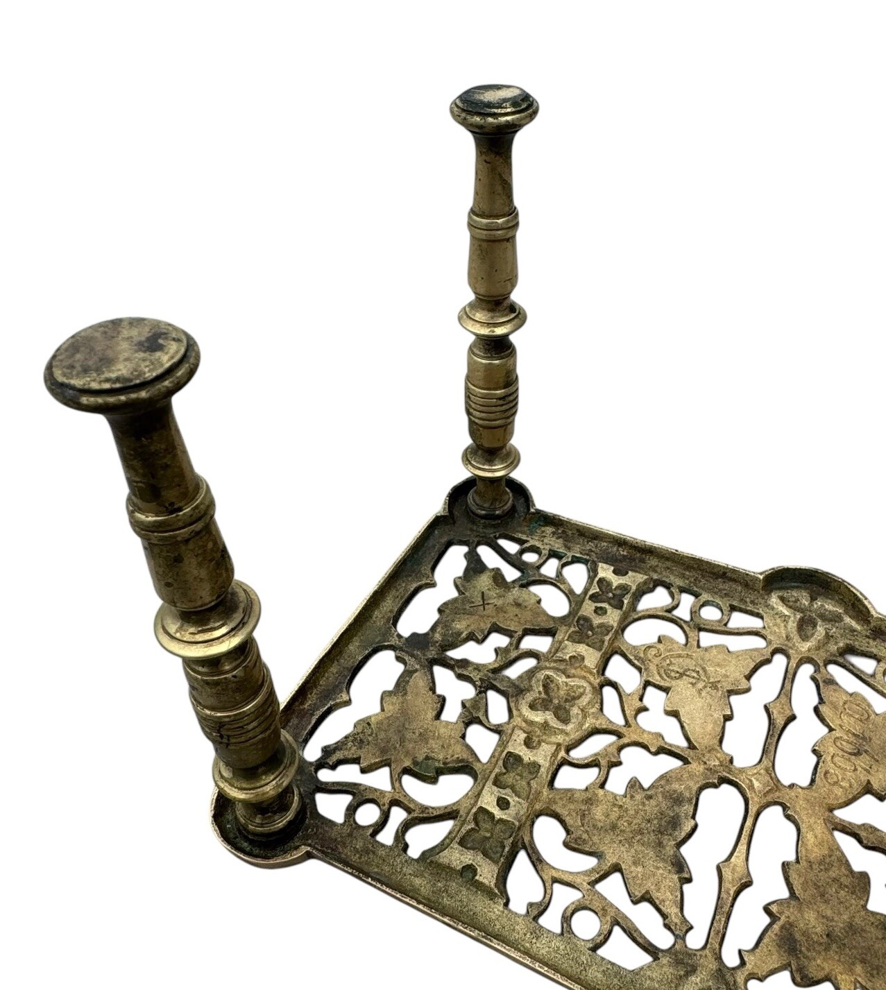 ANTIQUE BRASS FIREPLACE TRIVET KETTLE FOUR LEG STOOL MAKERS MARK 10.5”x 6”x 6”