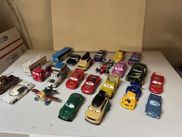 Disney Pixar cars diecast deluxe 1/43 Tanaka Chewbacca Tailgate pick your car - Image 2 of 4