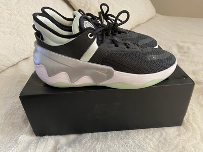 NEW Nike Air Zoom Vomero 16 Black Running Shoes Women's Size 7.5 (DA7255-001)