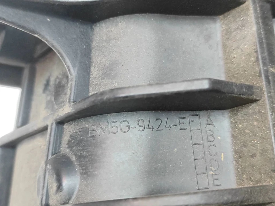 Ford Fiesta 2016 Petrol Intake Manifold BM5G9424E ZVG99950 - Image 4 of 4