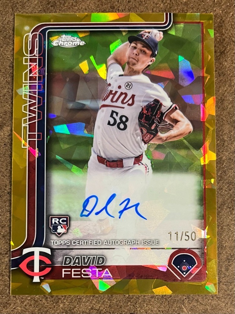2025 Topps Chrome Sapphire Gold Refractor Auto RA-DF DAVID FESTA RC /50 - Twins