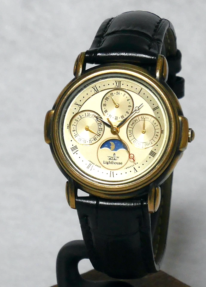 CITIZEN Lighthouse 4330 1989 Cream Sun & Moon Triple Calendar Roman index Japan - image 2 of 4