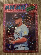 2026 Topps Heritage - Blue Jays - Jose Berrios Pink Sparkle - #56