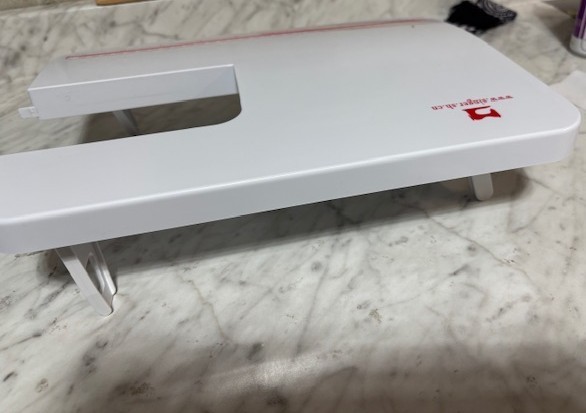 SEWING MACHINE EXTENSION TABLE