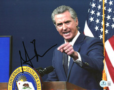 GAVIN NEWSOM CALIFORNIA GOVERNOR SIGNED 8x10 PHOTO 4 2028 PRESIDENT BECKETT COA