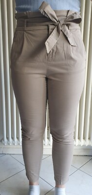 Hose Damen Größe S 32 Vero Moda beige gut erhalten Ohne Bindegürtel anschmiegend