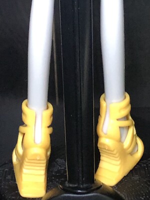 MY LITTLE PONY - Equestria Girls - Pony Mania - Zecora - env. 23 cm EUR MY LITTLE PONY - Equestria Girls - Pony Mania - Zecora - env. 23 cm EUR
