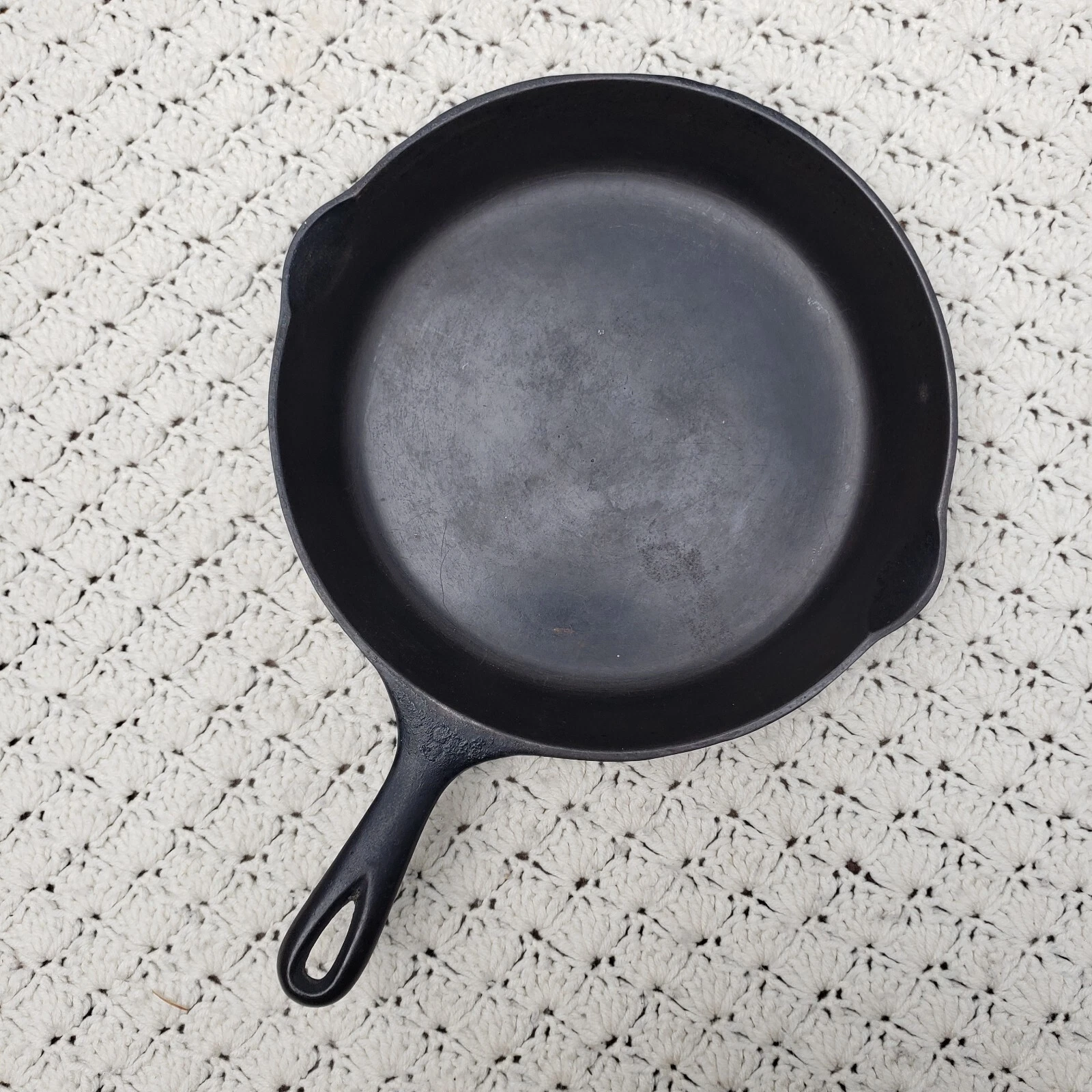 Vintage Wagner Ware Sidney O #8 Cast Iron Skillet 1057
