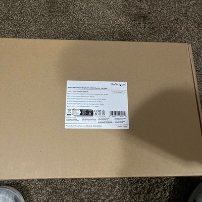 StarTech 8-Port DisplayPort KVM Switch with 1U Rack Mount Kit R8AD122-KVM-SWITCH