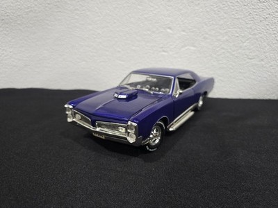ミニカー AMERICAN MUSCLE XANDER CAGE'S 67 GTO ERTL AMERICAN MUSCLE XXX MOVIE XANDER CAGE'S 1967 PONTIAC GTO 1:18