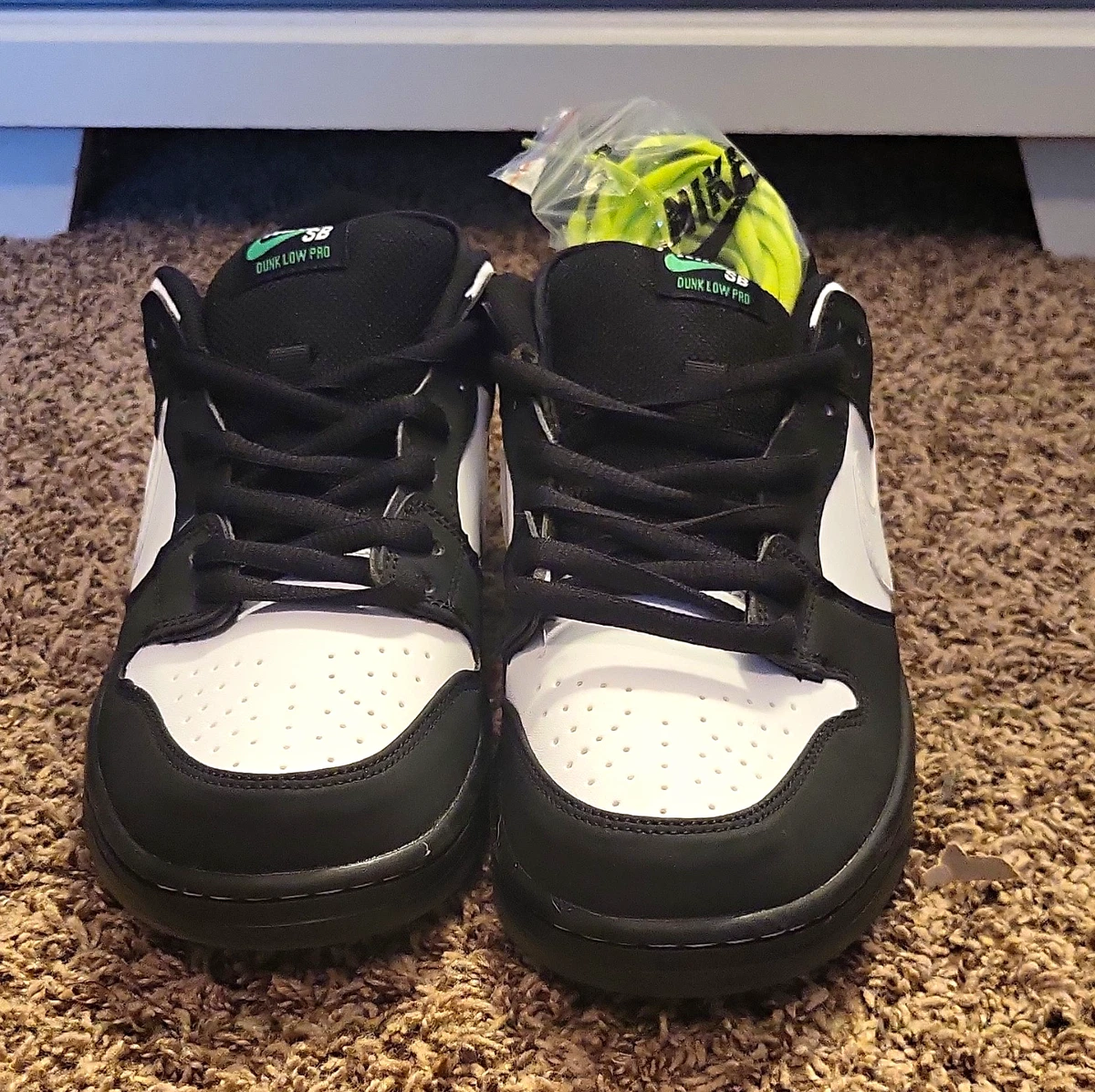 Nike SB Dunk Low Pro Black for Sale - Authenticity Guaranteed - eBay