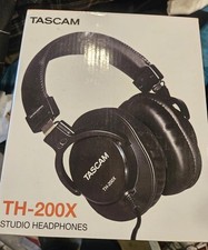TASCAM TH-200X Studio Headphones