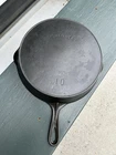 Early Wagner #10 Cast Iron Skillet Heat Ring Arch Logo