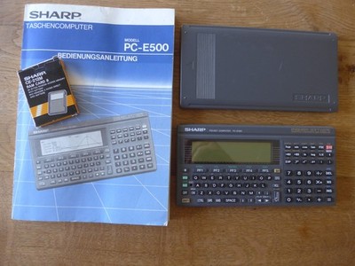 SHARP PC-E 500 mit Cover und Handbuch mit 8 GB  RAM Modul