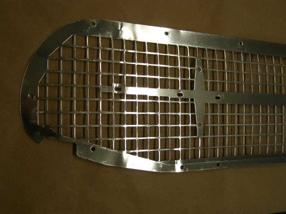 Rejilla de aluminio T-Bird 1960 Thunderbird OEM Ford Foto 2 de 4