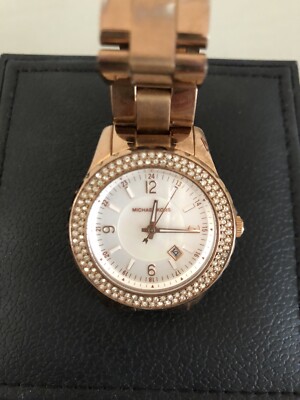 Michael Kors Madison MK5403 Wrist Watch for Women Gold Color  display picture 2