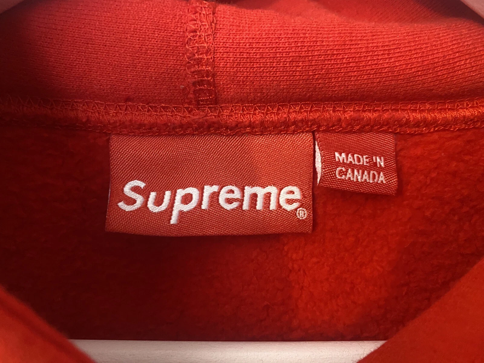 FELPA CON CAPPUCCIO PULLOVER PULLOVER CON CAPPUCCIO CON LOGO ARABO SUPREME 17AW USATA ROSSA Large