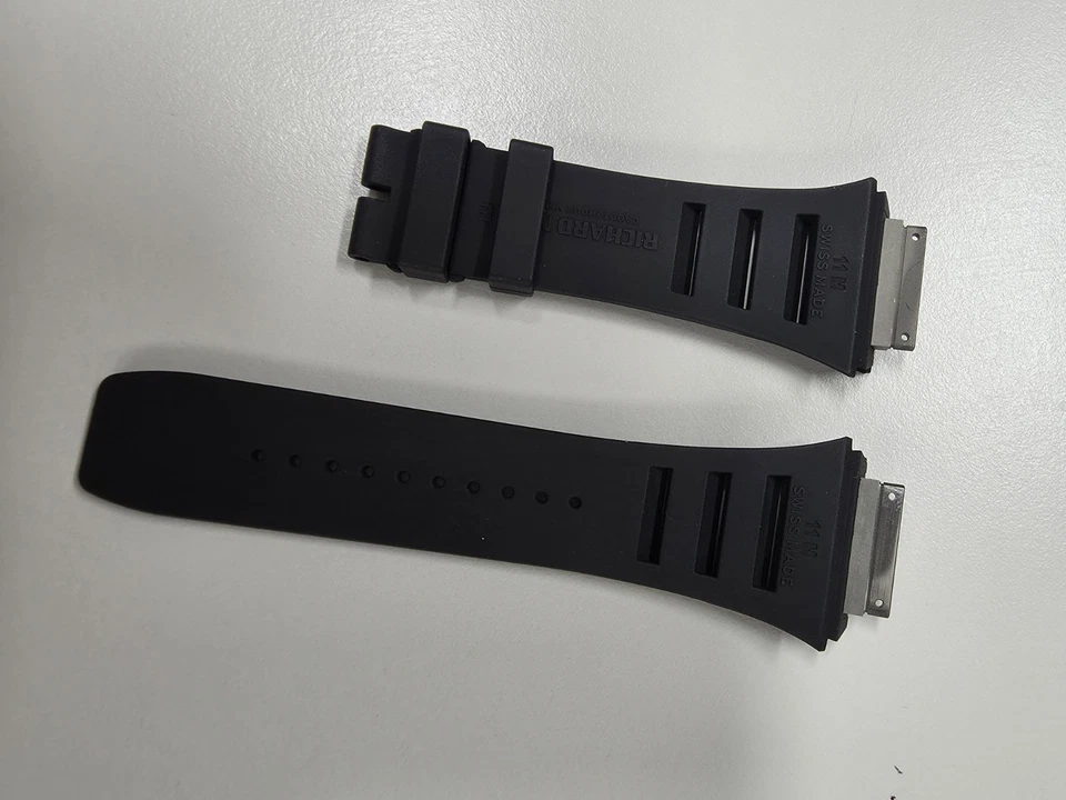Original Richard Mille RM011 schwarzes Kautschukband Original-Zubehör-Hersteller - authentisch - Bild 4 von 4