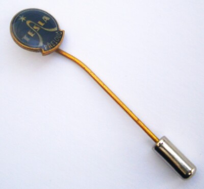 Q472) Tesla Prelouc Elektroprodukte Autos Motoren Auto Czech Oldtimer Pin Anstecker