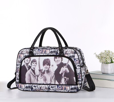 ''Entdecken Sie Premium Qualität mit The Beatles Hold All - perfekt für stilvolle Reisen