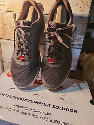 Skechers Men's Arch Fit Running Shoe Grey Extra Wide 4E New NIB