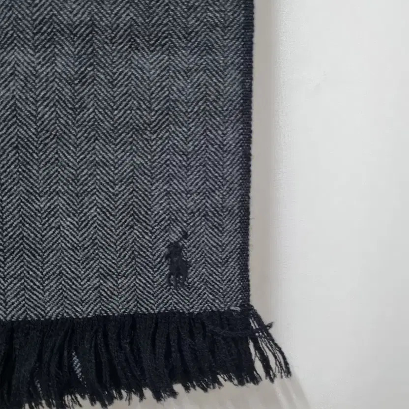 Polo Ralph Lauren Wool 100% Scarf, Herringbone Style, Good Condition