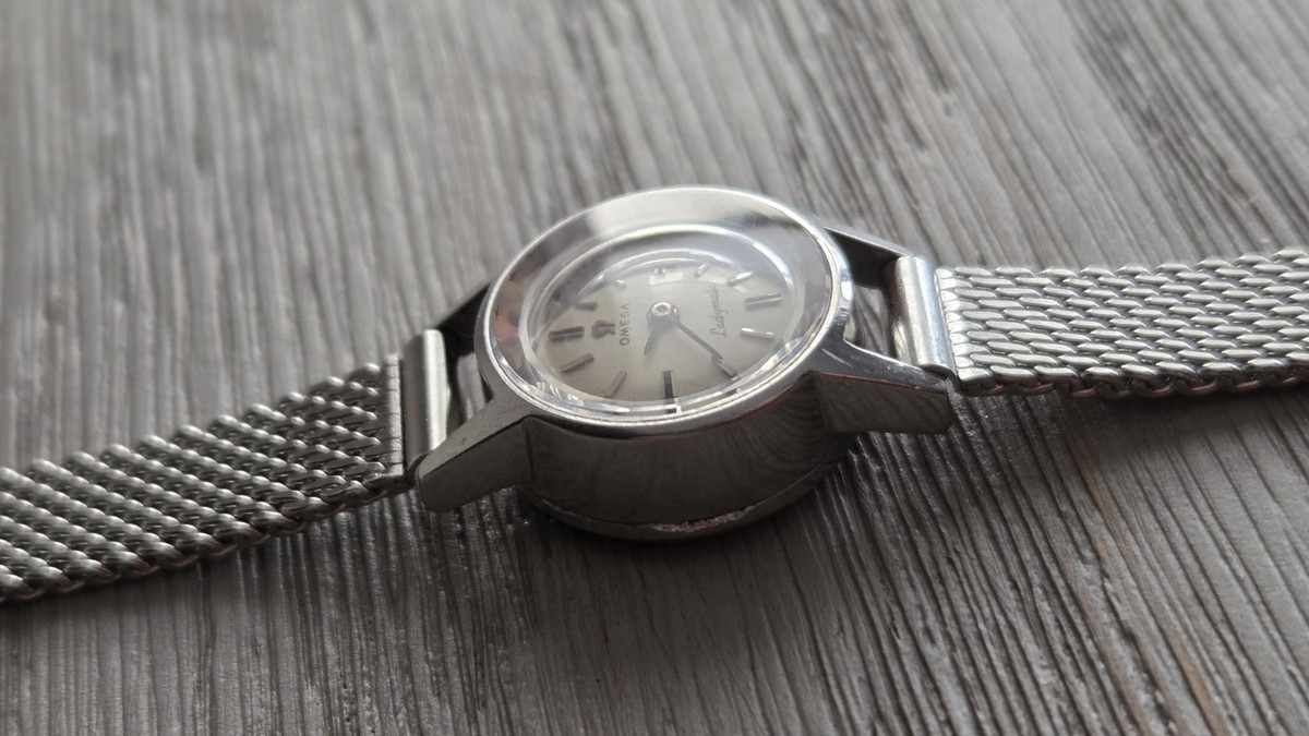 Vintage Omega Ladymatic 1960s Cut Glass Crystal Elegant Watch 4393 Original Vintage Omega Ladymatic Caliber 455 Automatic  main image 4