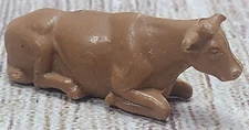 Vintage Unbranded Resin Cow Farm Animal Nativity Figure Replacement Brown 2"