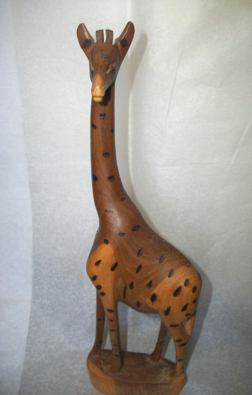VTG.    Hand Carved Wood  12 " Giraffe Figure