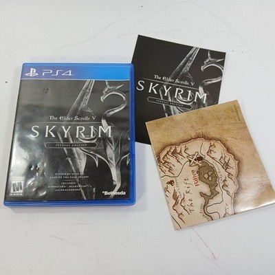 The Elder Scrolls V: Skyrim Special Edition (Sony PlayStation 4) Map & Manual