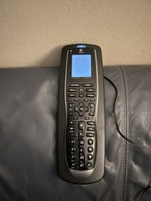 Logitech Harmony 900 Remote w/ Charging Base Works