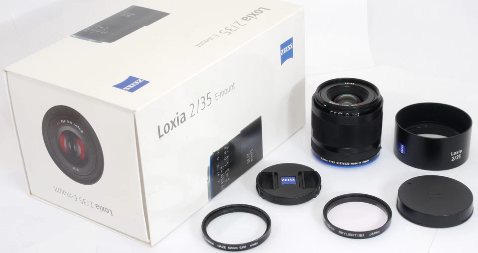 ZEISS Loxia BIOGON 2/35 Wide Angle Manual Focus 35mm F2 lens in Sony NEX E-MOUNT - Image 2 of 4