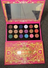 PAT MCGRATH LABS MTHRSHP MEGA: CELESTIAL NIRVANA Eyeshadow Palette.