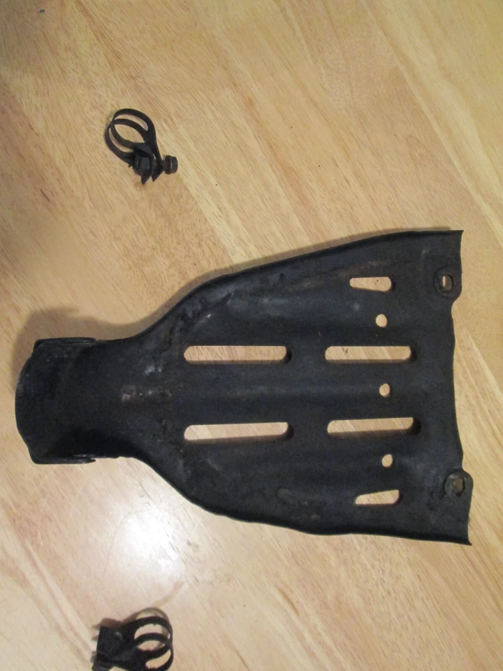 Honda MT250 Elsinore Skid Plate and Mounting Bolts 1974 1975 1976 - Изображение 4 из 4
