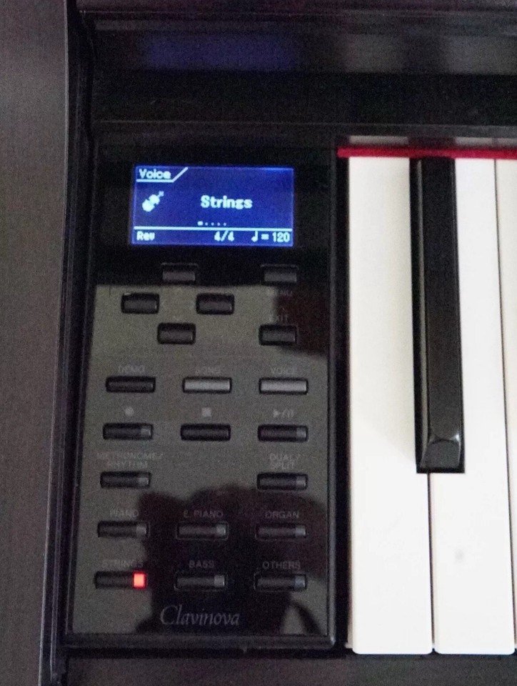 Used Yamaha CLP535 Clavinova Digital Piano & Stool Ebony. Needs repair