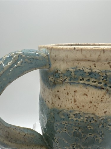 Taza de cerámica de estudio de arte lanzada a mano firmada proverbios fechados floral azul amarillo 16 oz - Imagen 16 de 17