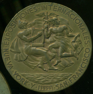 NEW YORK SAN FRANCISCO 1939 EXPO FAIR ARGENTINE DELEGATION MEDAL W/ CASE