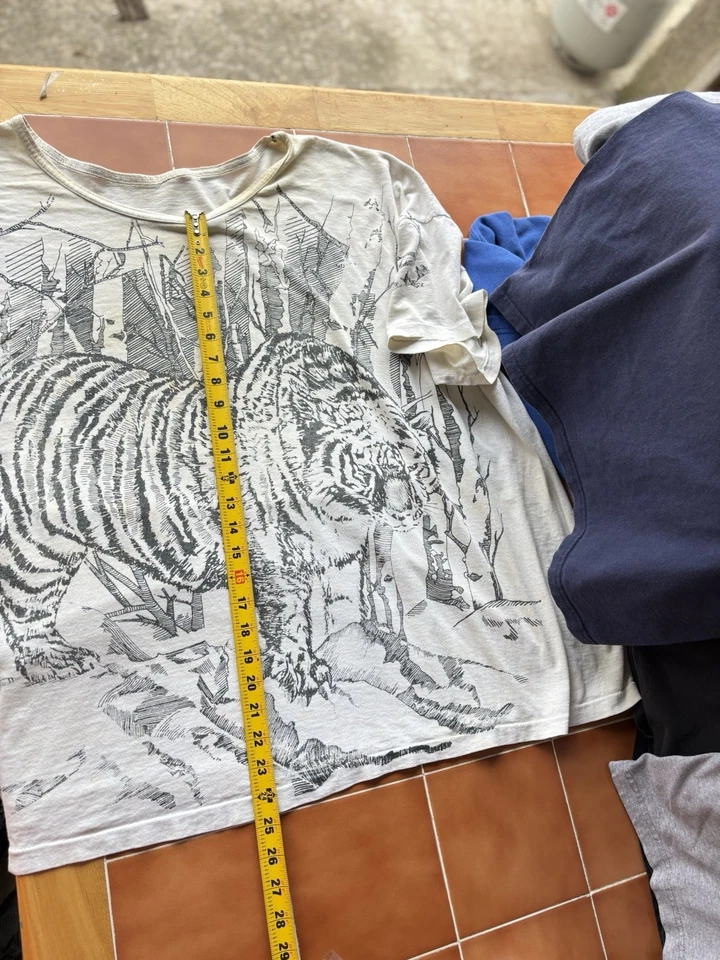 Camiseta XXL Vintage Años 80 Desteñida Desteñida Estampado Tigre Naturaleza Vida Silvestre Foto 4 de 4